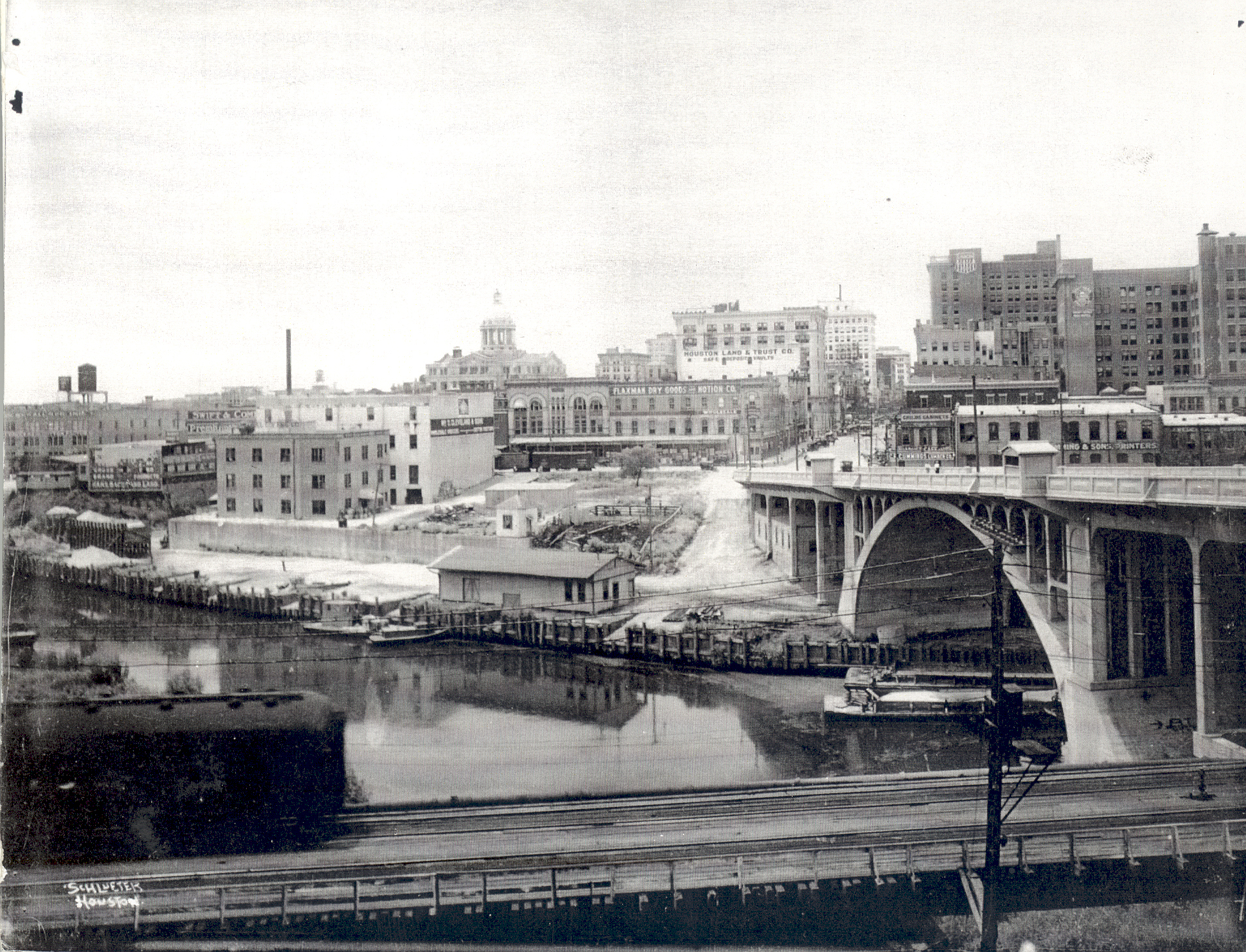 Image Buffalo Bayou Cruise: History