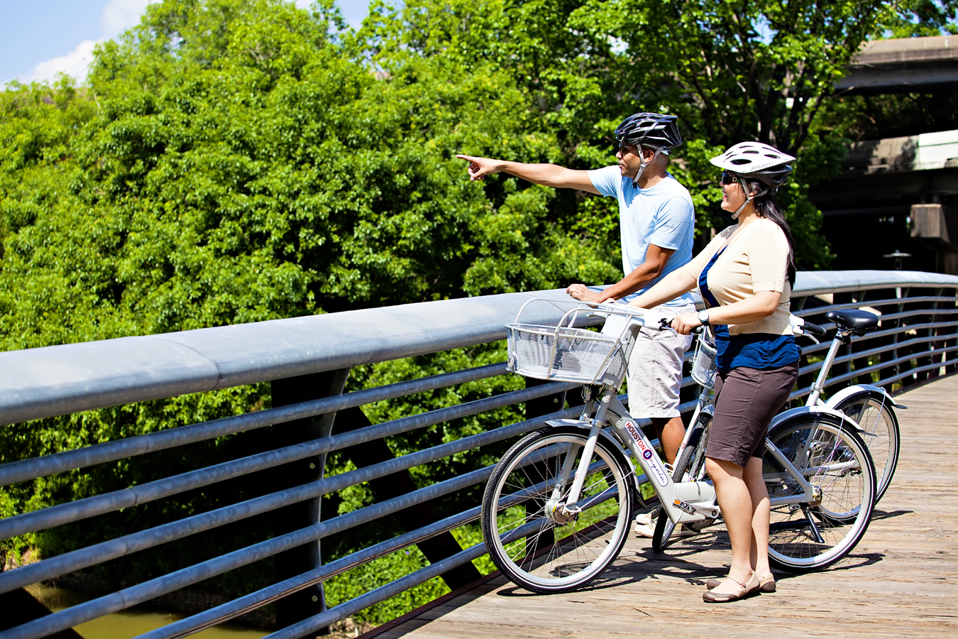 Image What’s Growing On? Bike Tour: Birds on Buffalo Bayou