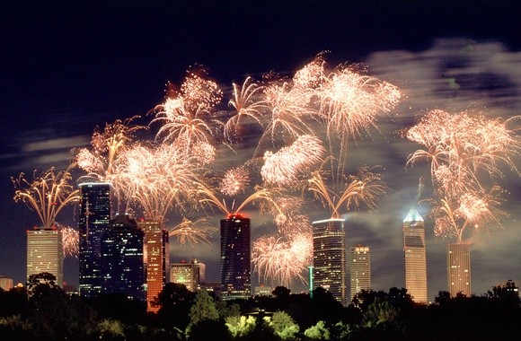 Image Bubbles and Fireworks Boat Tour