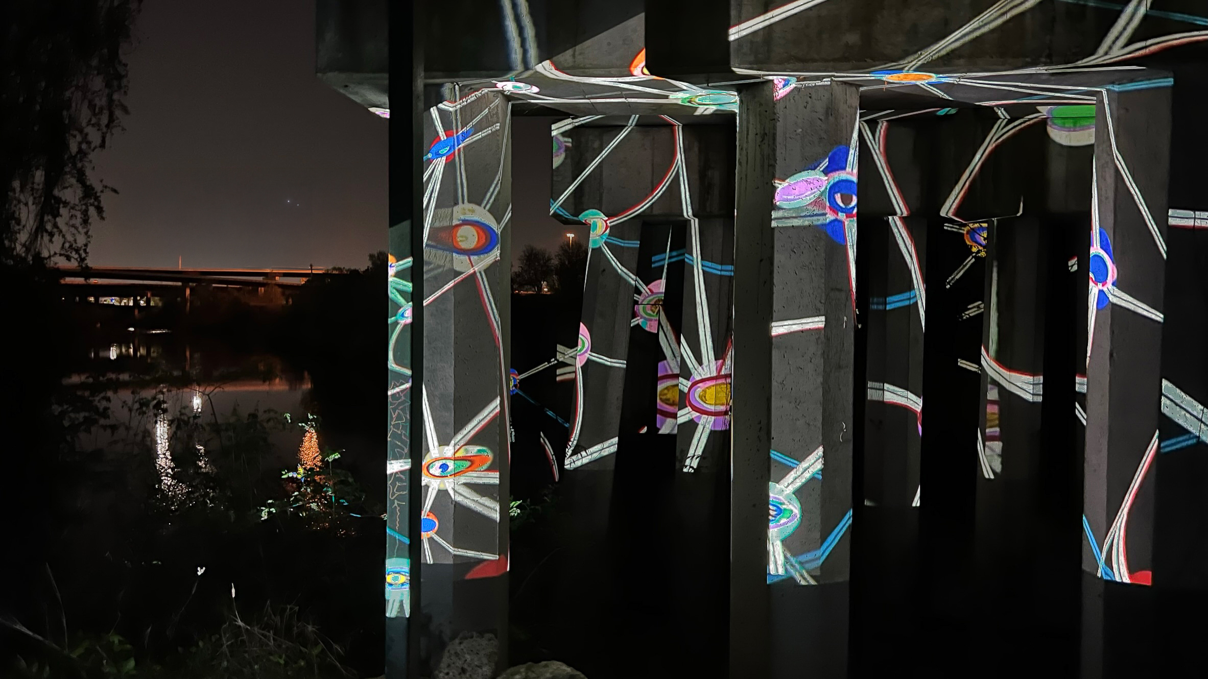Image NIGHT LIGHT 2025